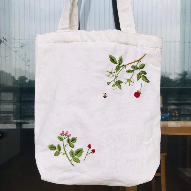 Túi tote, túi canvas thêu tay MIA thời trang
