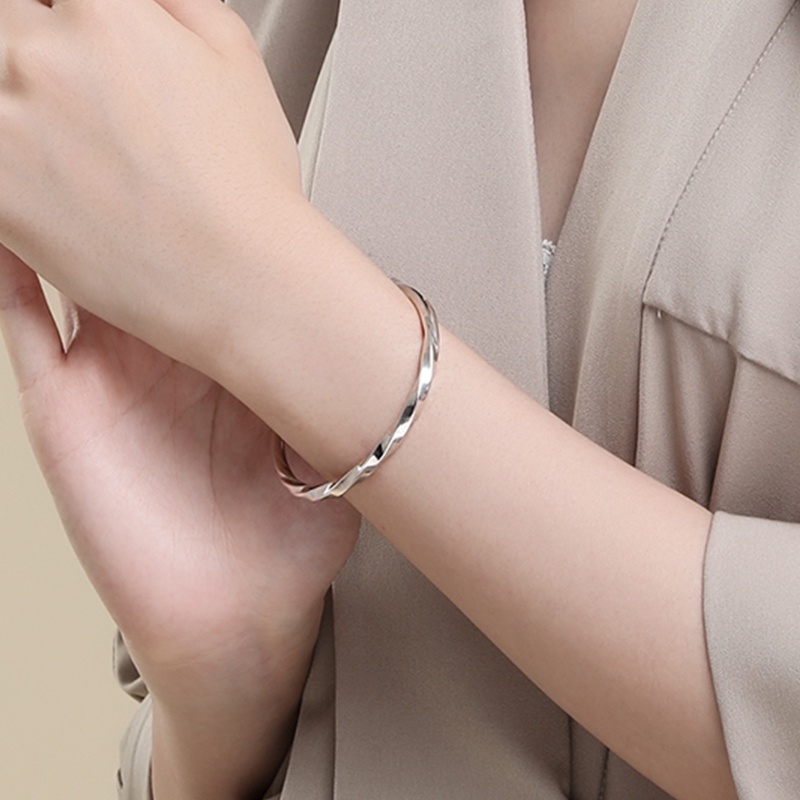 Vòng Đeo Tay Dạng Xoắn Mobius Phong Cách Mới Đơn Giản Ins Niche Thiết Kế Hình Tròn Gợn Sóng Không Đầu Trái Tim