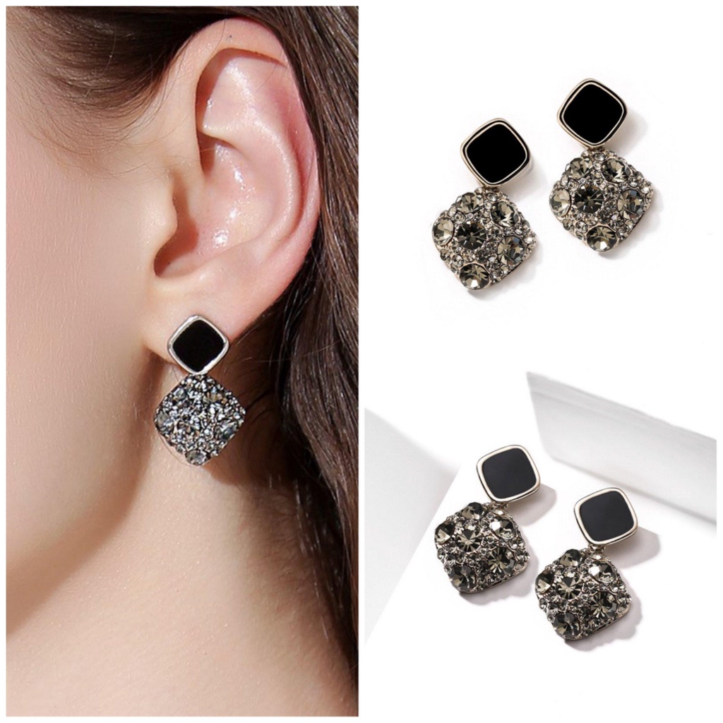 [Có bảo hành] Khuyên tai hợp kim cao cấp hình thoi đính đá đen quý phái 1.7*3cm