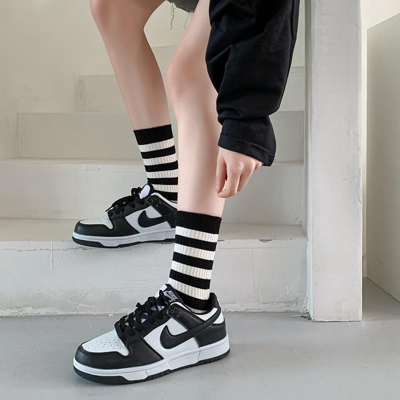 Set 5 Đôi Tất Cao Cổ Họa Tiết Kẻ Chữ R Siêu Hot Phong Cách Hàn