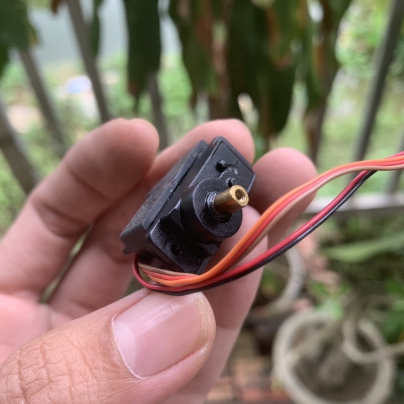Servo 360 độ 2-5v full nhông kim loại chế mô hình