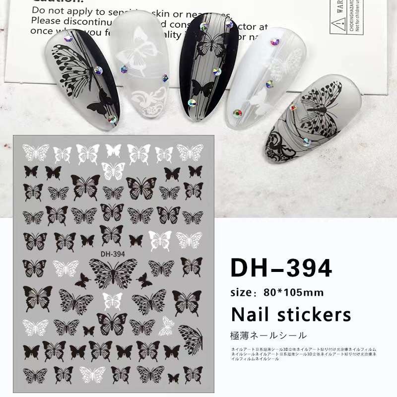 Sticker Bướm Đen Huyền Bí
