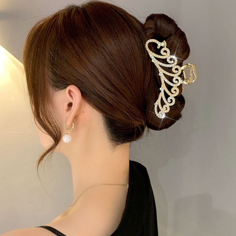 Kẹp Tóc Kim Loại Hình Hoa Đính Ngọc Trai Sang Trọng