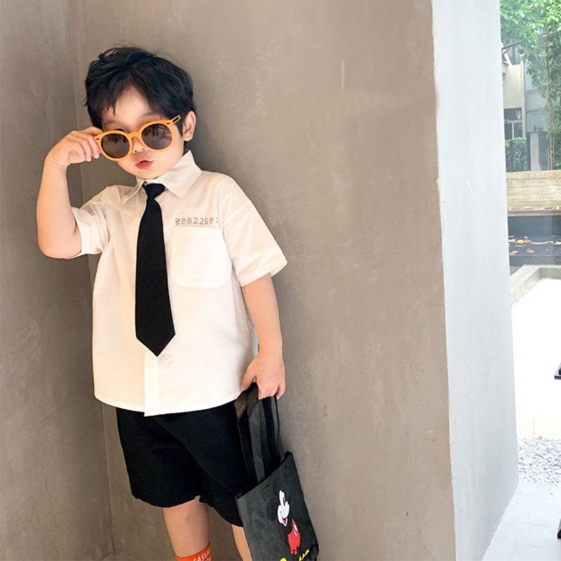 Cà vạt cho bé trai và học sinh công sở TINY KING bản nhỏ unisex caravat ngắn trơn 5-6cm 8cm thắt sẵn màu đen giá rẻ C03