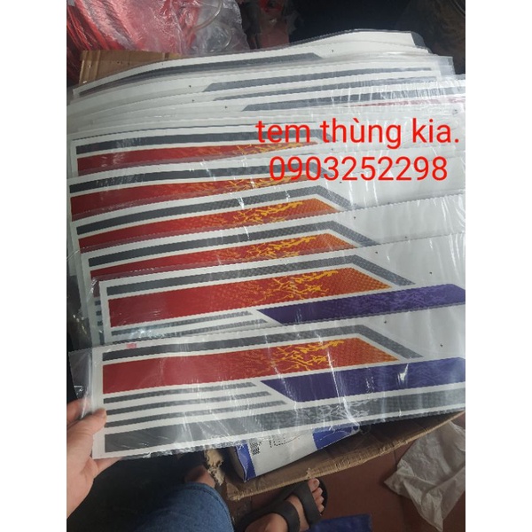 Cặp tem thùng xe tải kia k165,k140,k3000,k2700,1909 GIA 1 ĐÔI)