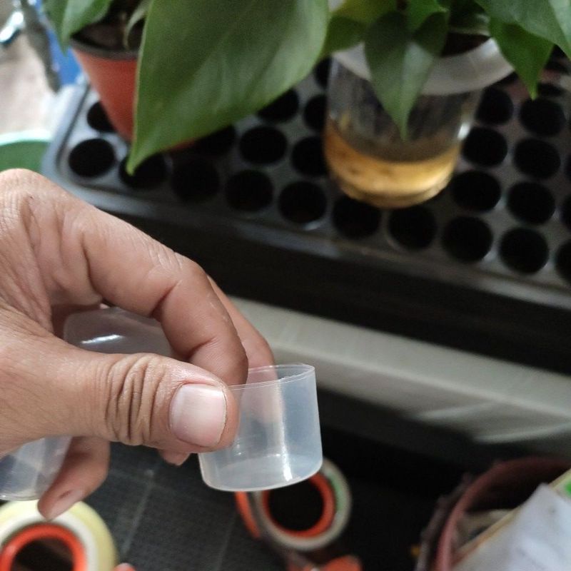 cốc đong chất lỏng 20ml, cốc lường có chia vạch bằng nhựa ( cốc chia vạch đong phân bón nước)