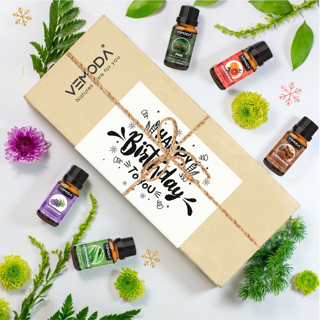 Quà tặng dịp Giáng Sinh, Tết gồm 5 lọ tinh dầu cao cấp Vemoda 10ml. [SET QUÀ TỰ CHỌN]