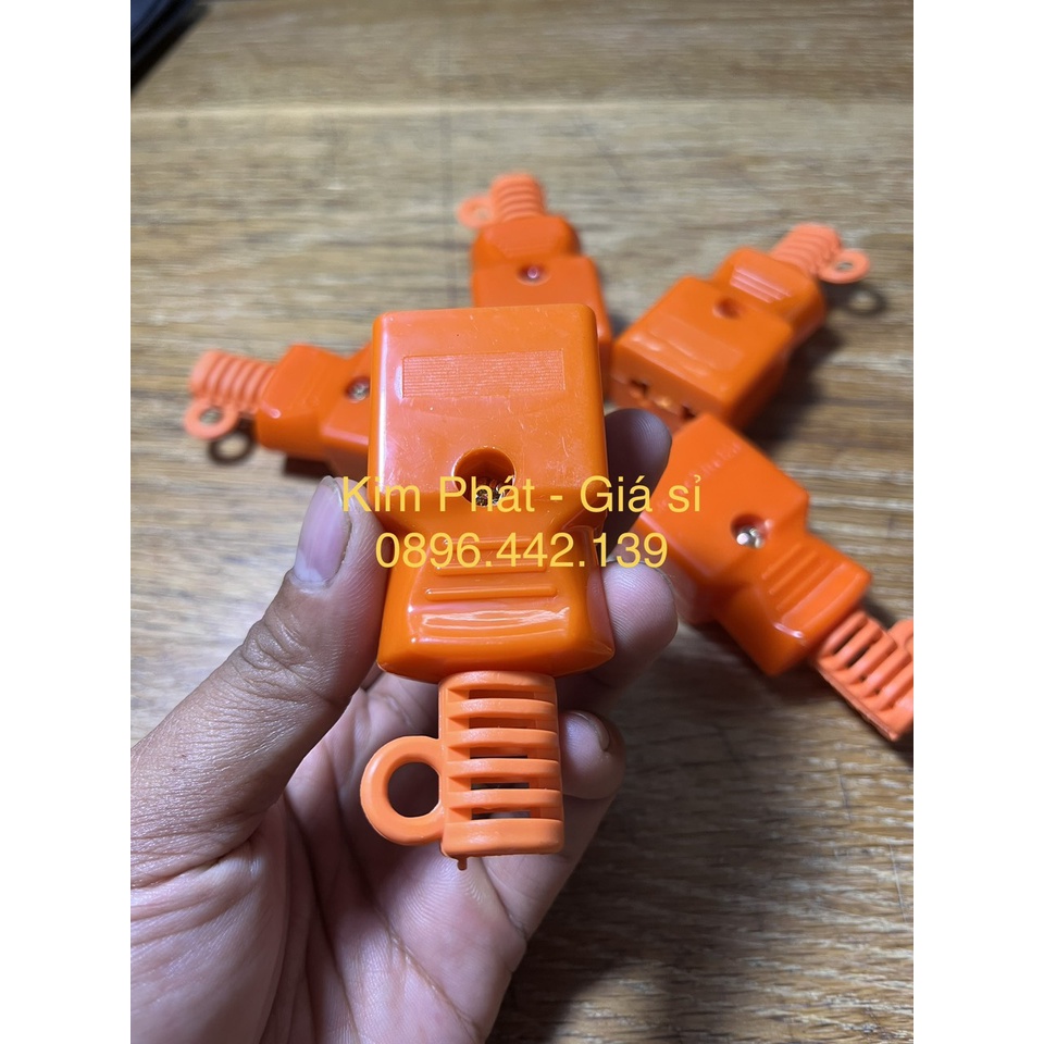 Phích cắm âm chịu tải 6000w chân đồng lớn
