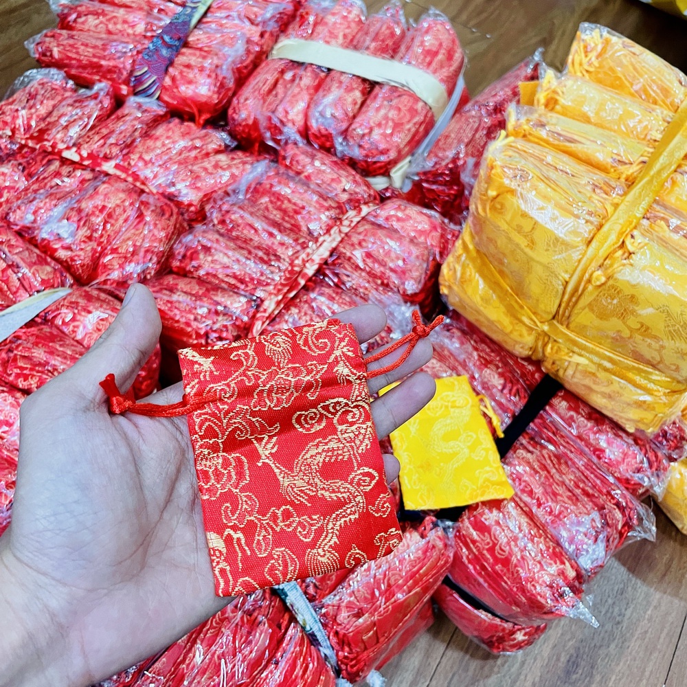 Túi Nhung Chữ Phúc Lộc rút dây 7 x 9 đựng Xu, Trang Sức, Đồ Phong Thủy