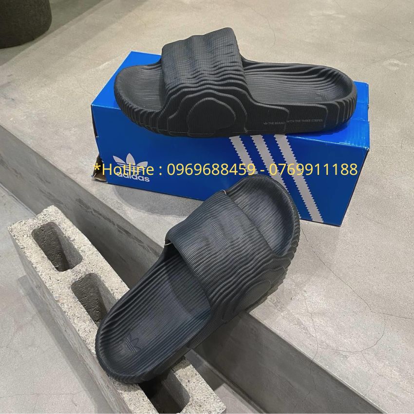 Dép quai ngang Adilette 22 Slides 'Black' bản cao cấp, dép banh mỳ đúc nguyên khối siêu nhẹ - Lux Store