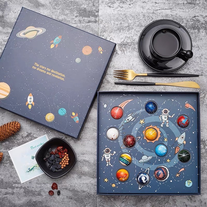 Set hộp đựng socola bonbons vũ trụ kèm túi