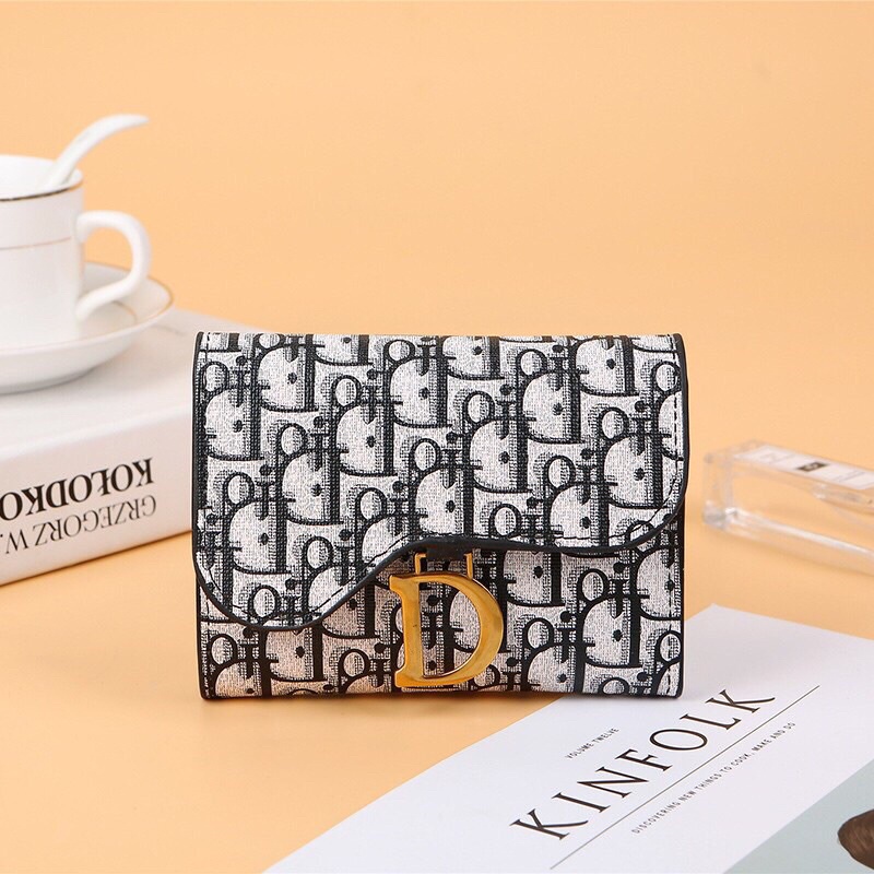 Ví Mini Cầm Tay Cho Bạn Nữ Nhỏ Gọn Bỏ Túi Chữ D trắng
