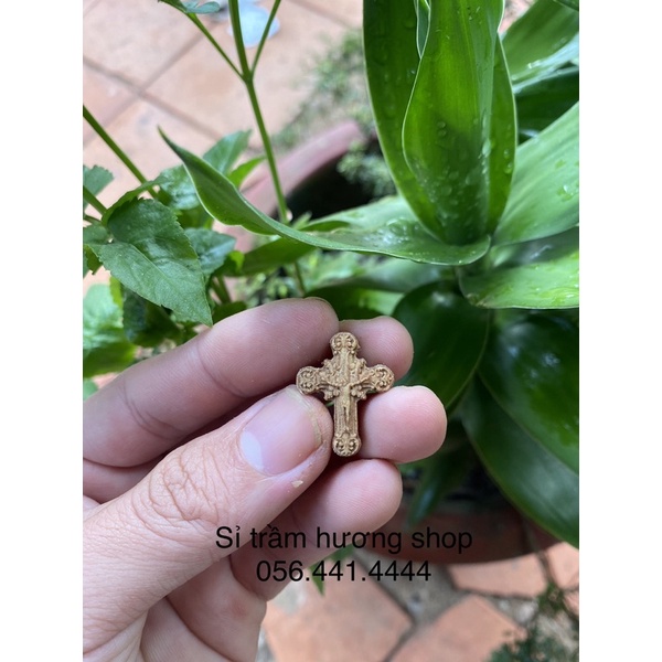 ( Xưởng bỏ sỉ ) Charm thánh giá (nhỏ) trầm hương tốc