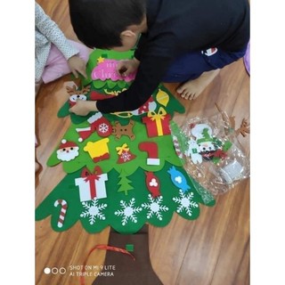 Cây Thông Noel Dán Kèm Phụ Kiện ( không đèn nháy)$