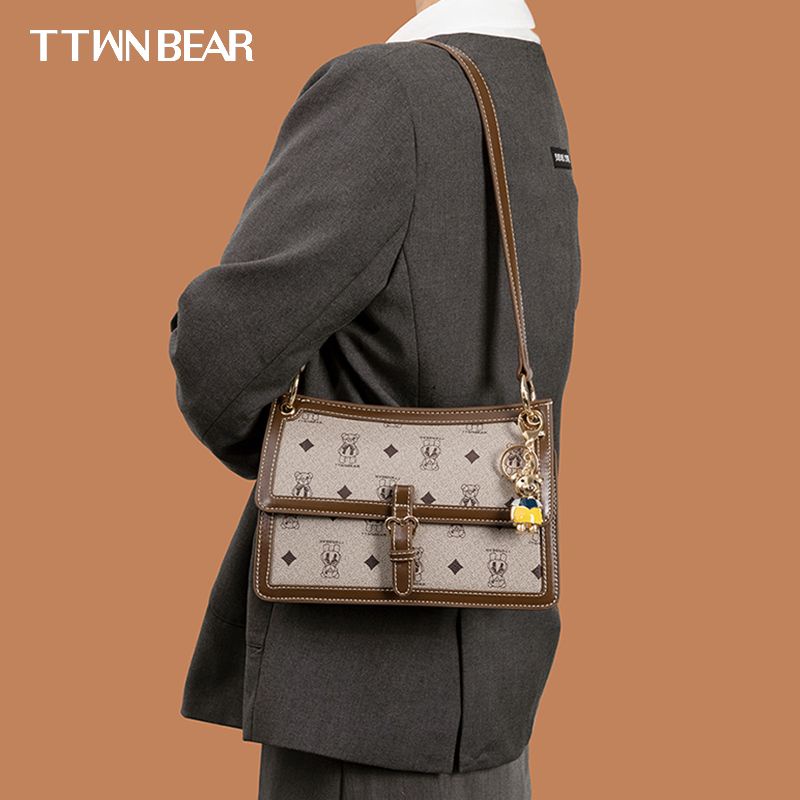 Túi ttwn bear chính hãng mã TN 2339