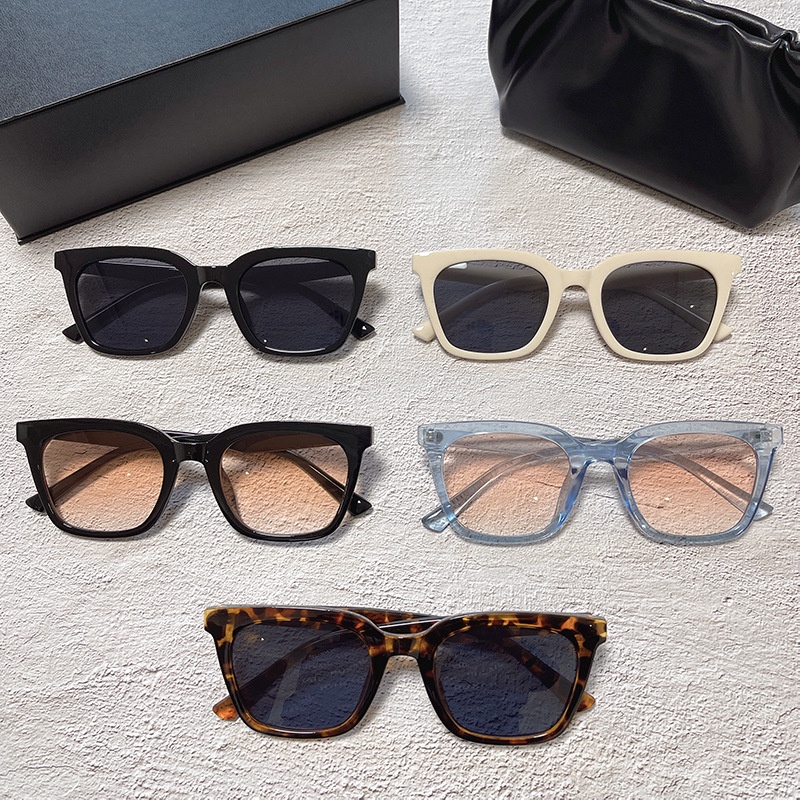 Kính Mát Gọng Vuông Bằng Nhựa Nhiều Màu Sắc Đầy Cá Tính