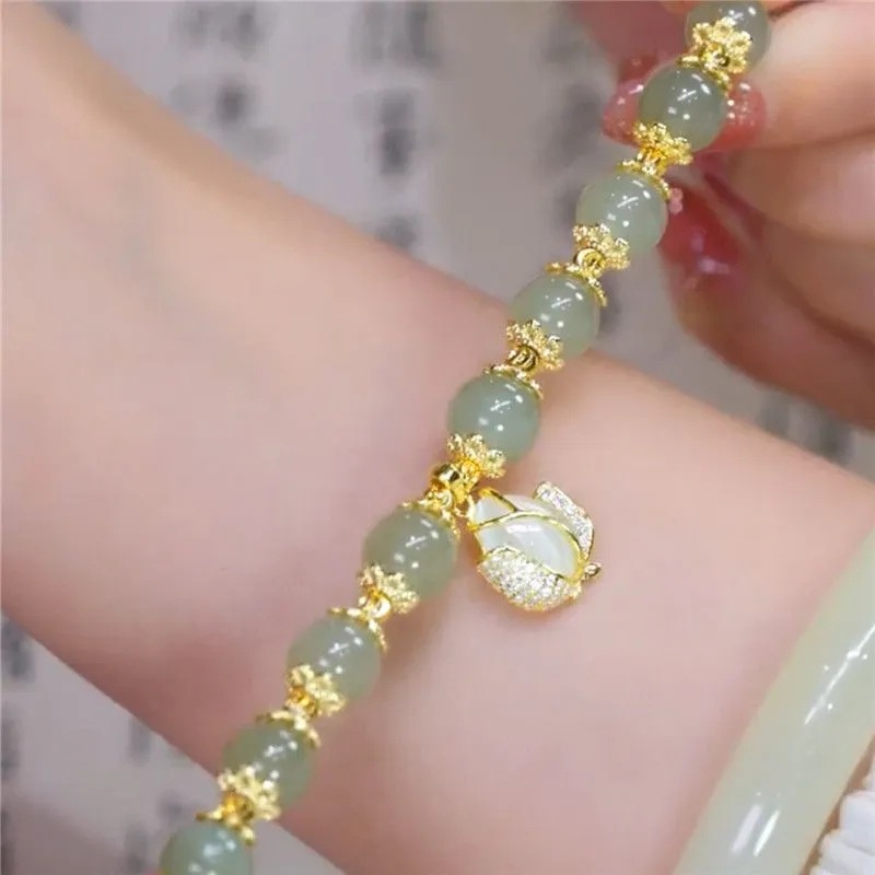 Vòng Tay Co Giãn Xâu Hạt Nephrite Hình Thỏ Thời Trang Cho Nữ