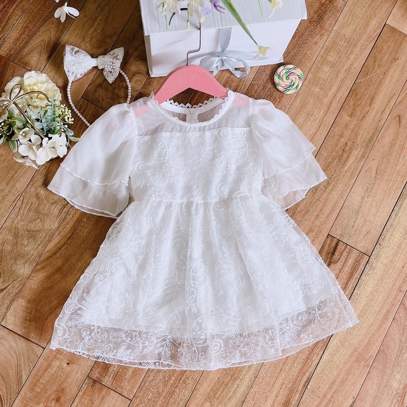 Váy Công Chúa Trắng Kèm Bờm Ngọc Cho Bé Gái WOWKIDS Chất Ren Cao Cấp Phối Von Tơ Từ 9 - 30kg