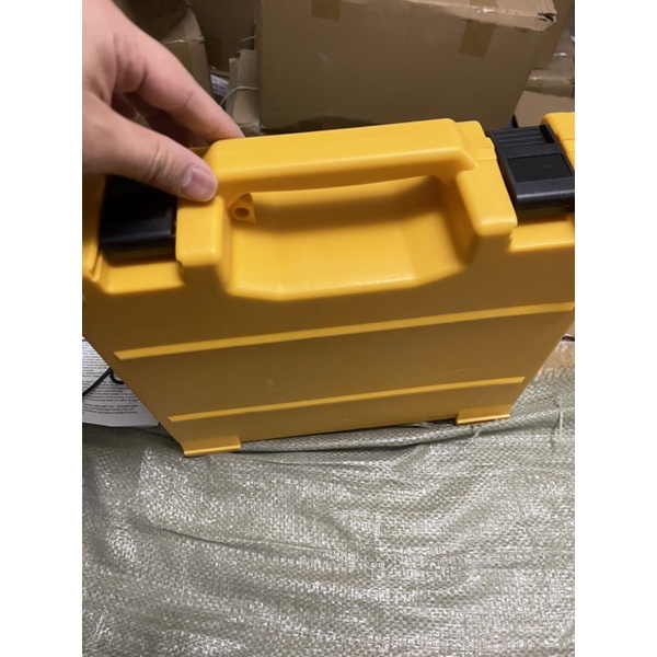 Hộp đựng máy khoan pin