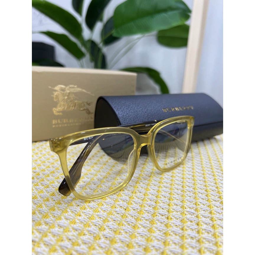 Kính Burberry