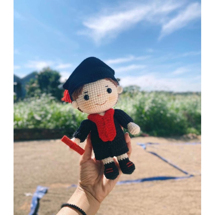 Búp bê bé cử nhân