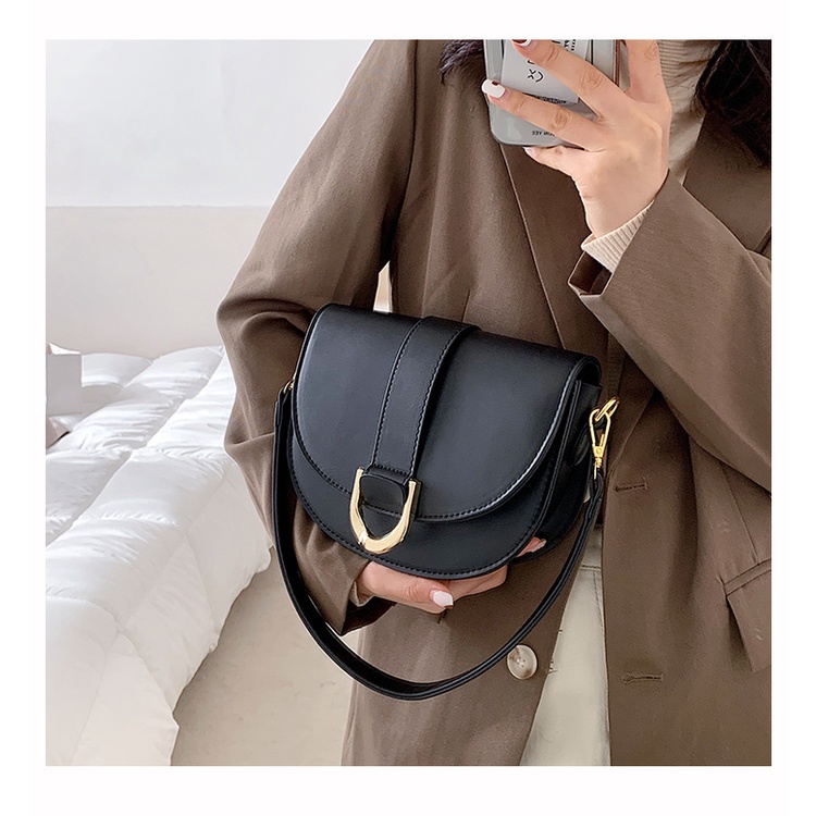 Túi xách nữ túi đeo chéo kẹp nách dáng tròn da trơn hình bán nguyệt phong cách hàn quốc 8135