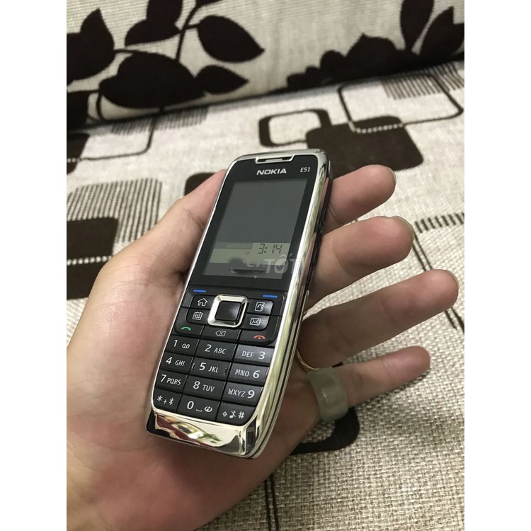 Điện thoại Nokia E51 Có 3G,Wifi kèm Pin,Sạc – Bảo Hành 12 Tháng