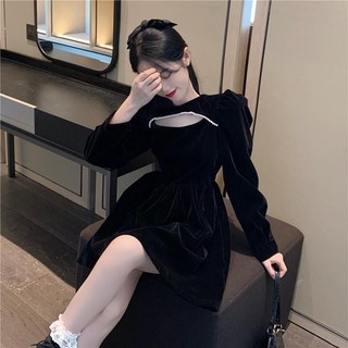 váy nhung tay bồng tiểu thư khoét cổ dài tay