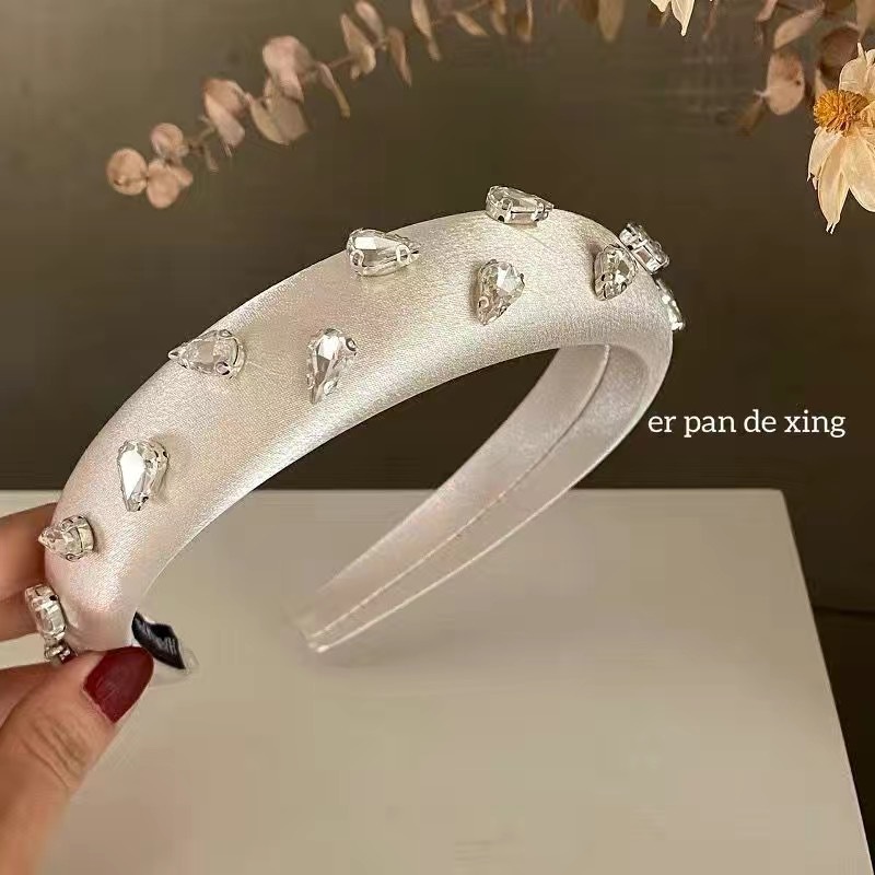 Băng Đô Cài Tóc Bằng Lông Nhung Đính Đá Quý Cao Cấp Phong Cách Mới Cho Nữ