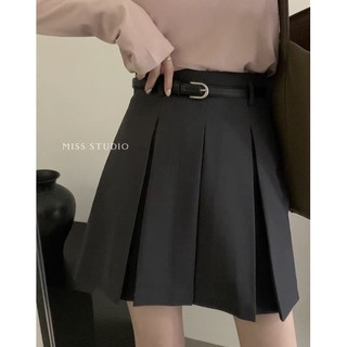 Chân váy xếp ly kèm thắt lưng