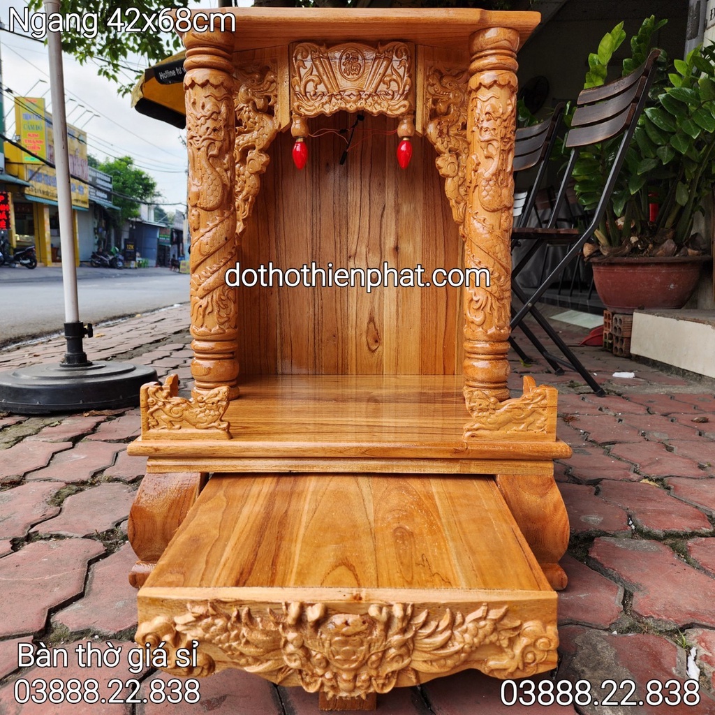 Bàn thờ thần tài ông địa 42×68 gỗ xoan quỳ trụ mẫu mới rất đẹp