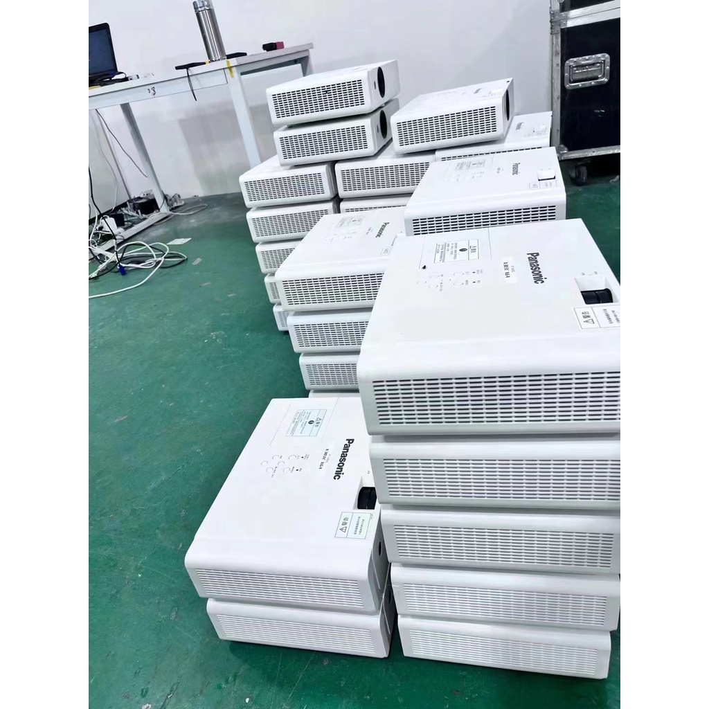 Máy Chiếu Cũ Panasonic PT-X303C, Trình chiếu rõ nét sáng đẹp ban ngày, Bảo Hành 3 Tháng, Tặng Kèm Túi Xách