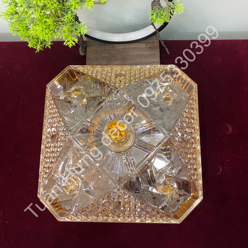 KHAY ĐỰNG MỨT TẾT BẰNG NHỰA VÀNG TRONG CAO CẤP SANG TRỌNG