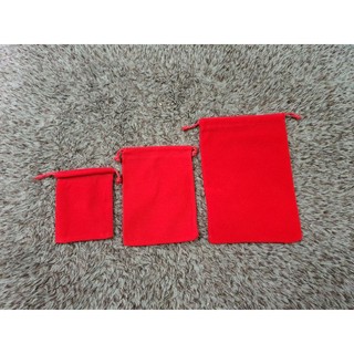 túi nhung đỏ đựng trang sức