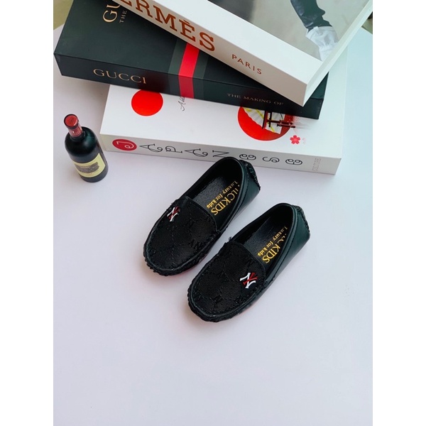 GIÀY LƯỜI TRẺ EM