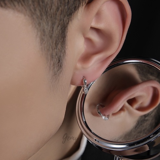 Khuyên tai nam bạc tròn s925 xoắn đính đá độc lạ, phong cách unisex Marcus (1 chiếc) | GEMY SILVER KN86