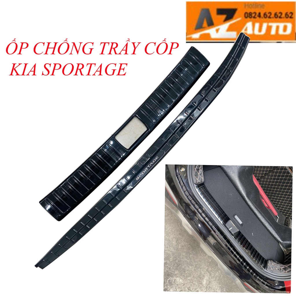 Ốp chống trầy cốp Sportage 2022-2023 vân titan