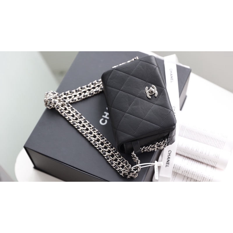 Túi đeo vai Cha.nel dây xích size 17cm fullbox 2màu trắng đen