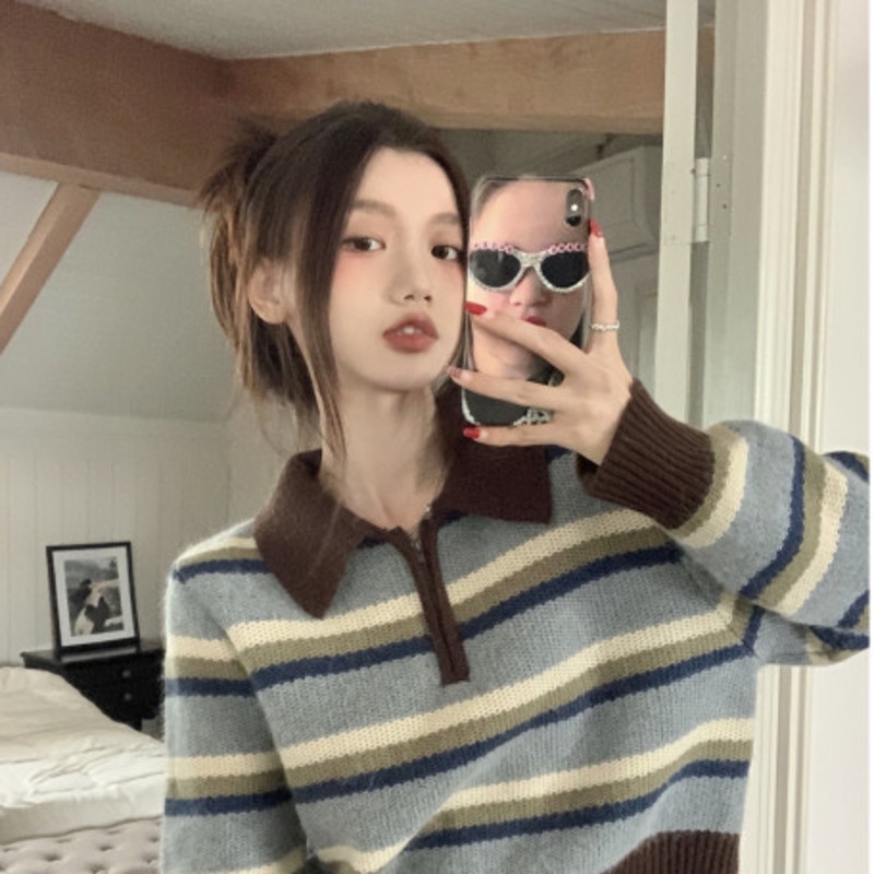 Áo Sweater Tay Dài Cổ Polo Họa Tiết Kẻ Sọc Màu Sắc Tương Phản Phong Cách Retro