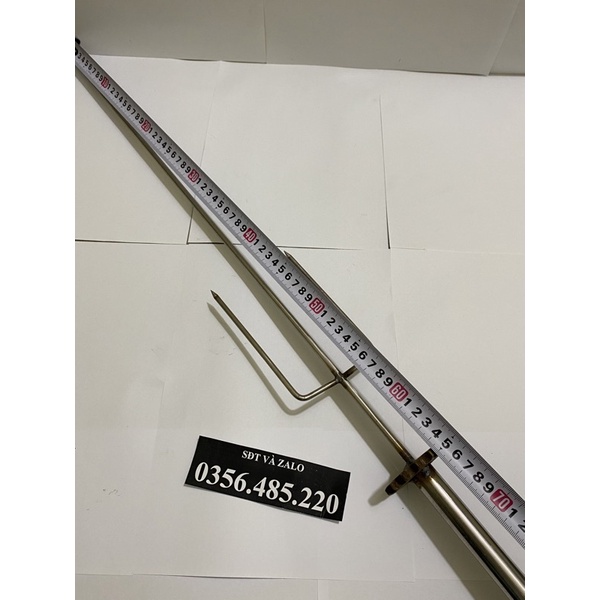 Xiên nướng chân giò heo cho lò quay chạy xích to xe máy