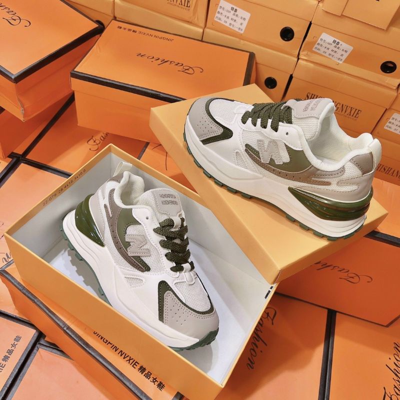 Giầy thể thao nữ cao cấp siêu nhẹ 5 phân cao cấp chữ N