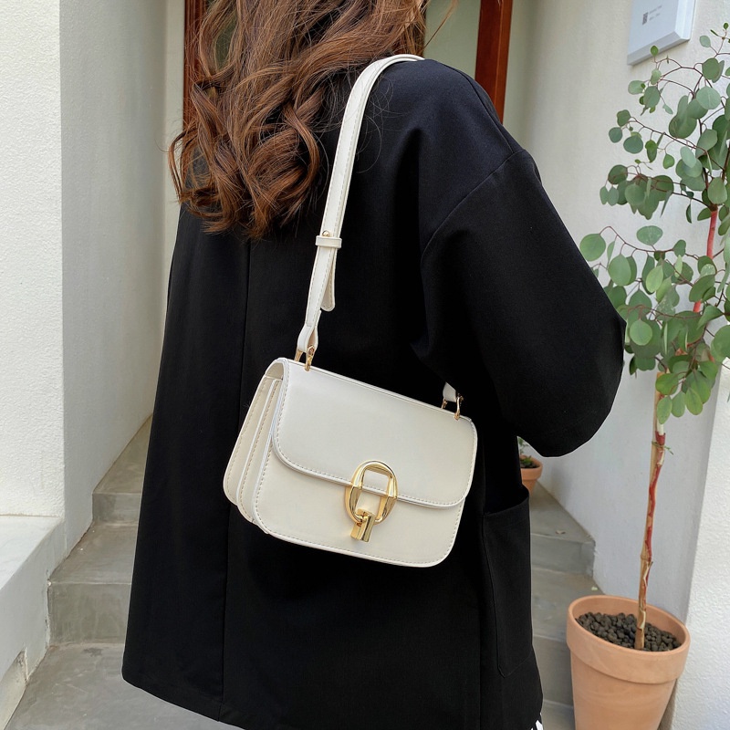 Túi Đeo Chéo Màu Trơn Khóa Đinh Tán Kim Loại Thời Trang Cho Nữ