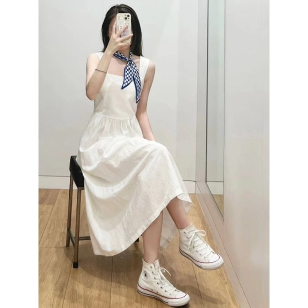 Đầm Linen Hở Vai Cài Khuya Xinh Xắn