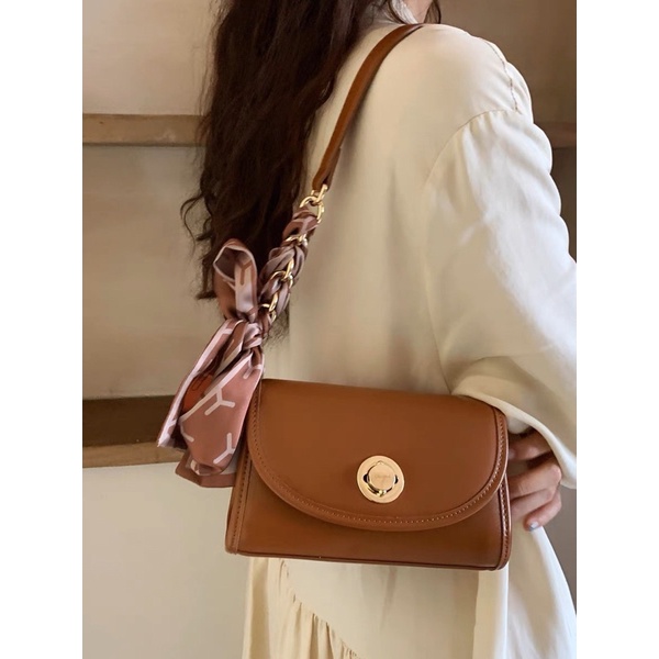 Túi 𝐂𝐡𝐢𝐨'𝟐𝐧𝐝 màu nâu tặng kèm khăn