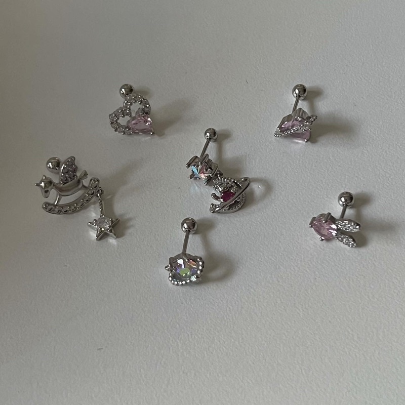 𝐯𝐞𝐥𝐯𝐞𝐭𝐩𝐢𝐧𝐤.𝐚𝐜𝐜🇰🇷 | Khuyên tai chốt bi vặn gắn đá hồng nhiều loại