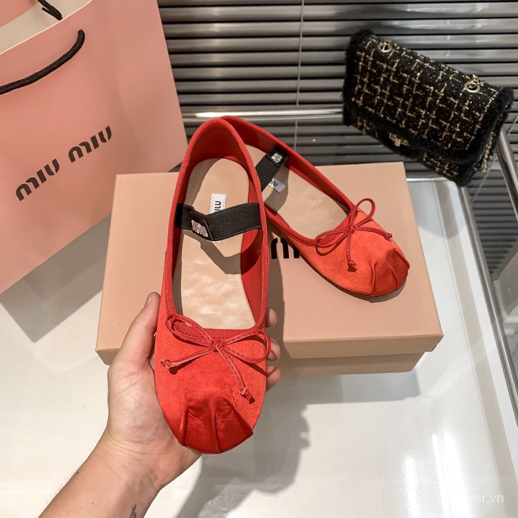MIU MIU Giày Múa Ba Lê Đế Bằng Phong Cách Mới 7MR0