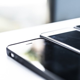 Ốp lưng iPhone Auto Focus Silicon giả da mềm - Cafe2fone