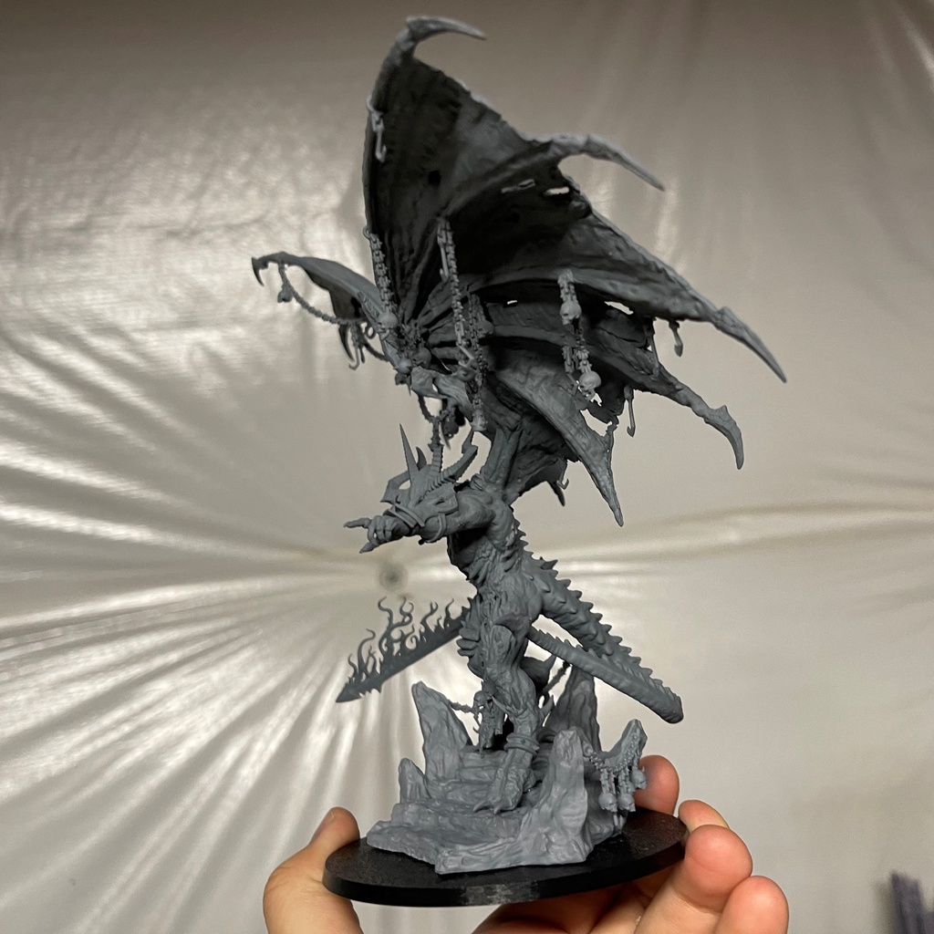 Mô Hình The Ultimate Radical Centrist