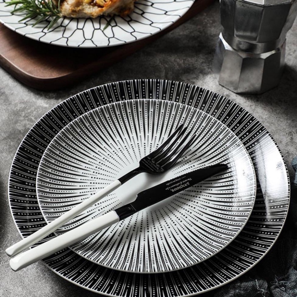 Set đĩa họa tiết kẻ sọc tone màu sang chảnh