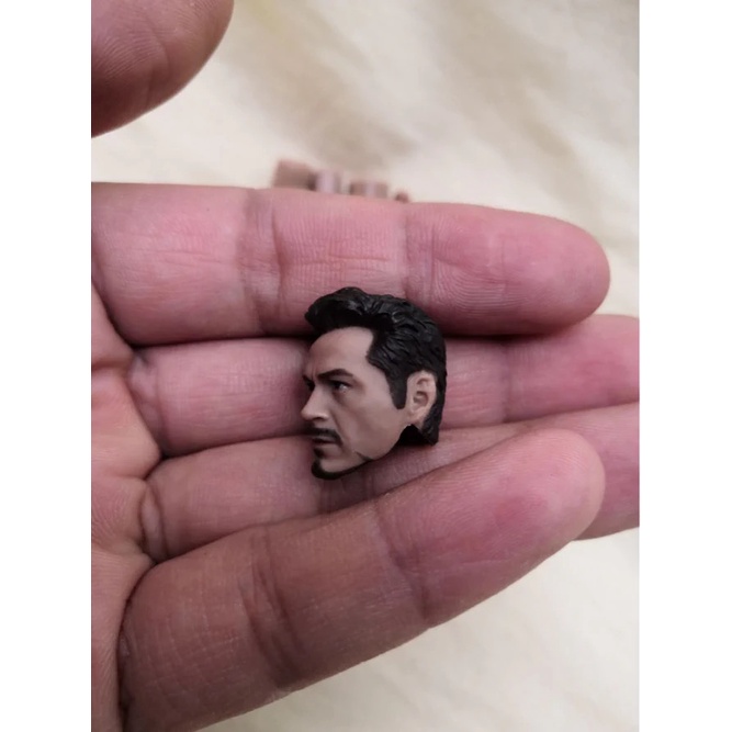 Đầu Nhân Vật Tony Stark Tỉ Lệ 1 / 12 Cho Mô Hình 6 "